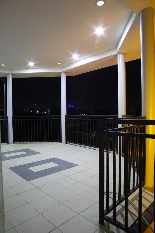 Hotel Rio Pristina Exteriör bild