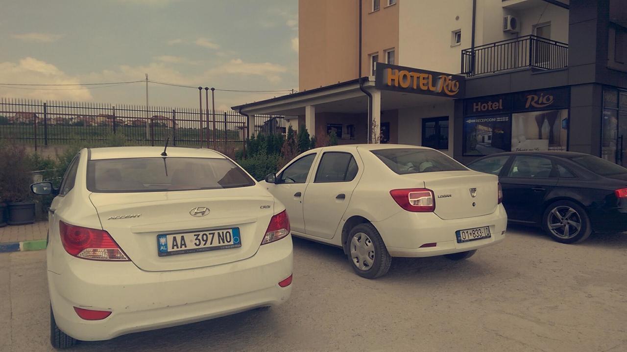 Hotel Rio Pristina Exteriör bild