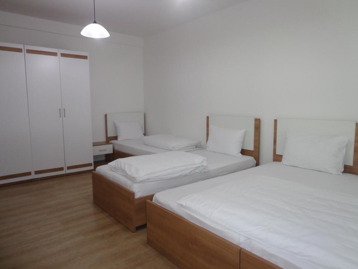 Hotel Rio Pristina Exteriör bild
