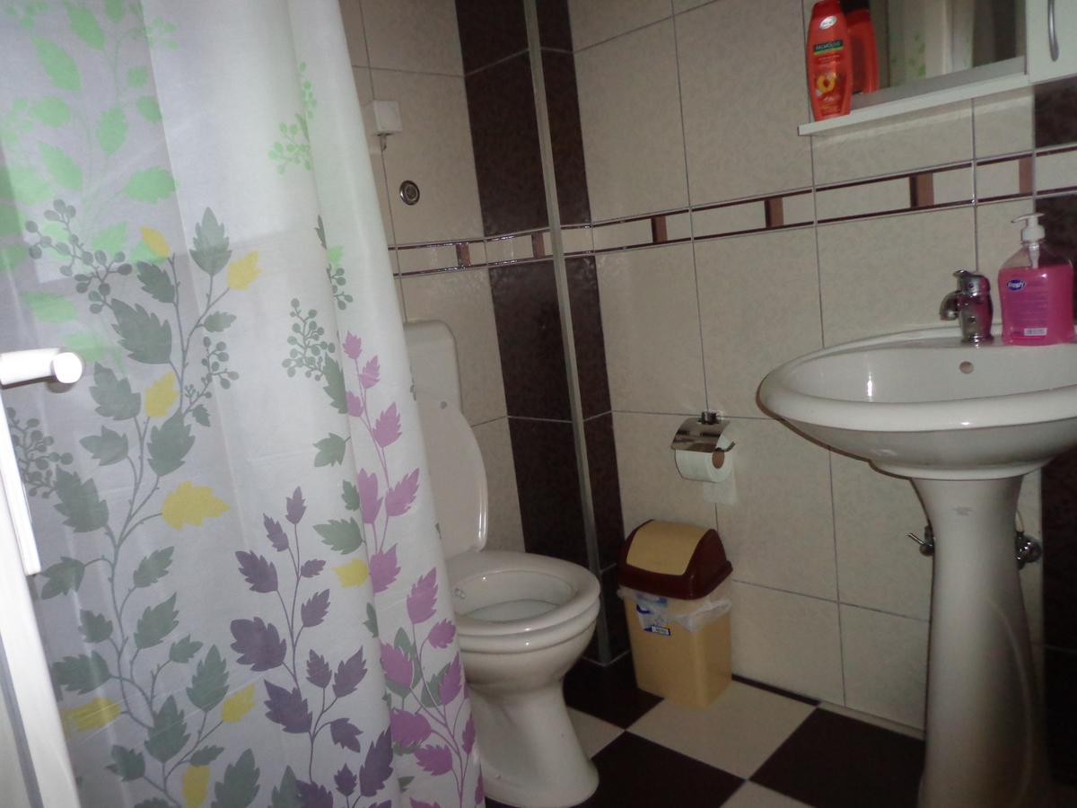 Hotel Rio Pristina Exteriör bild