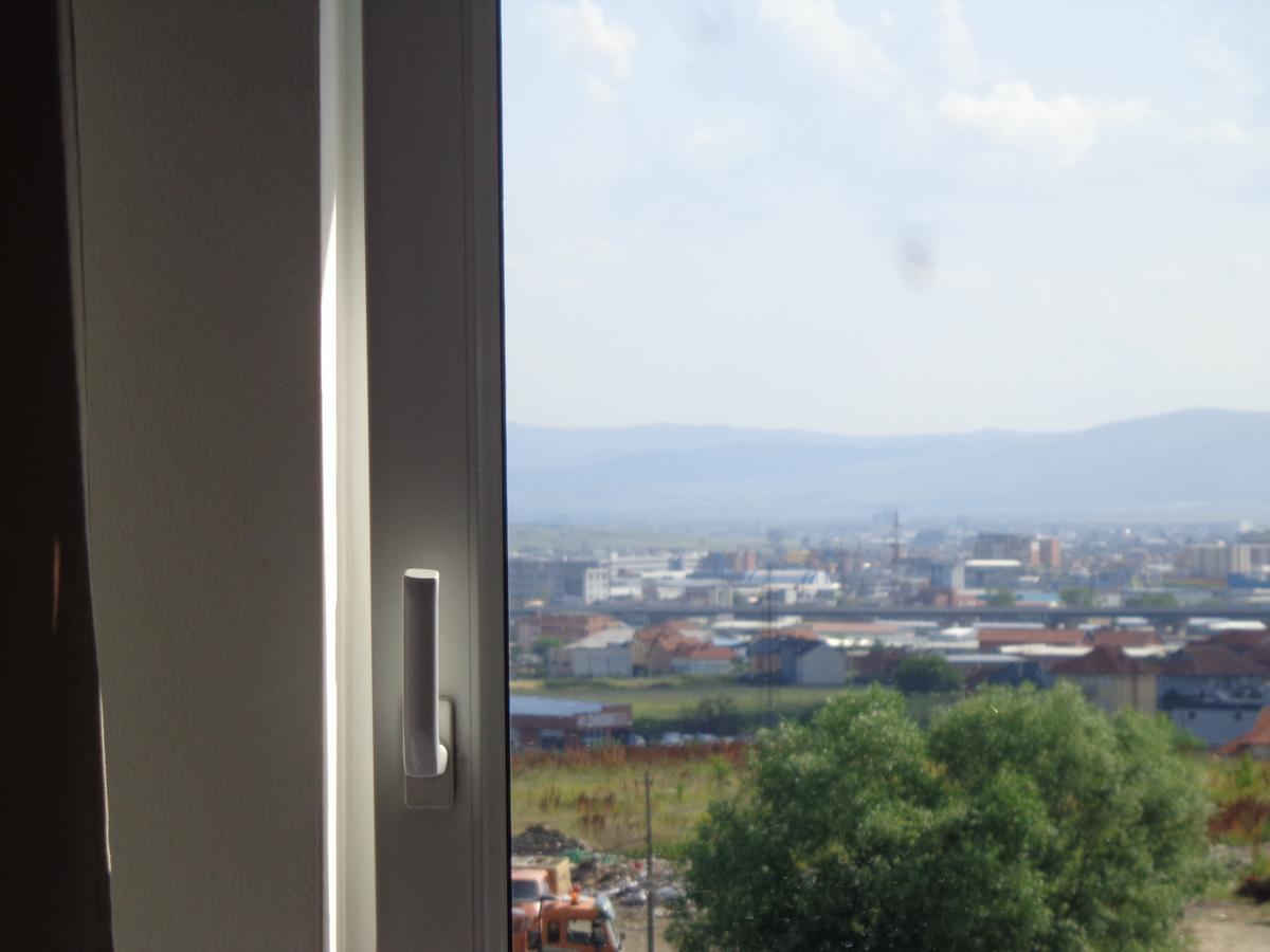 Hotel Rio Pristina Exteriör bild