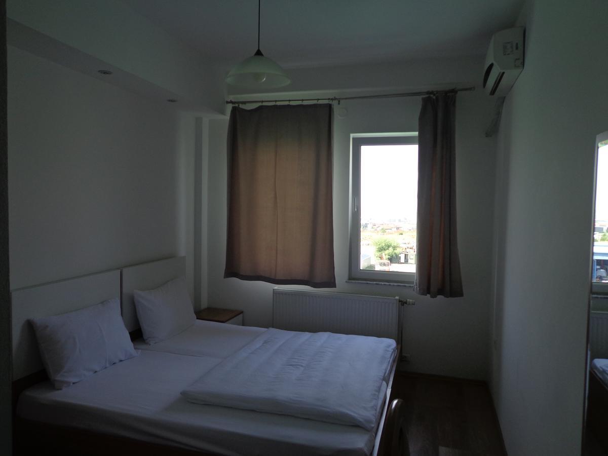Hotel Rio Pristina Exteriör bild